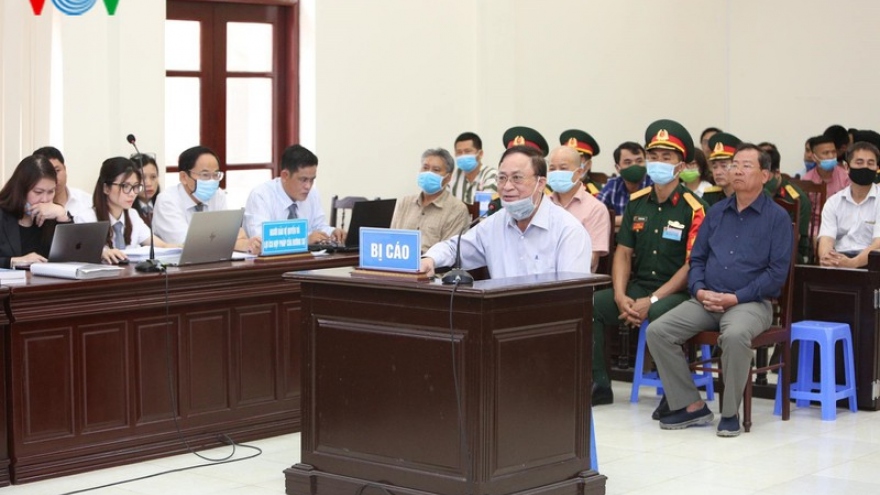 Nói lời sau cùng, cựu Thứ trưởng Nguyễn Văn Hiến xin giảm án cho cấp dưới