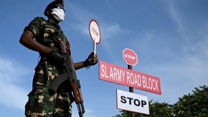Sri Lanka bắt 46.000 người vi phạm lệnh giới nghiêm chống Covid-19