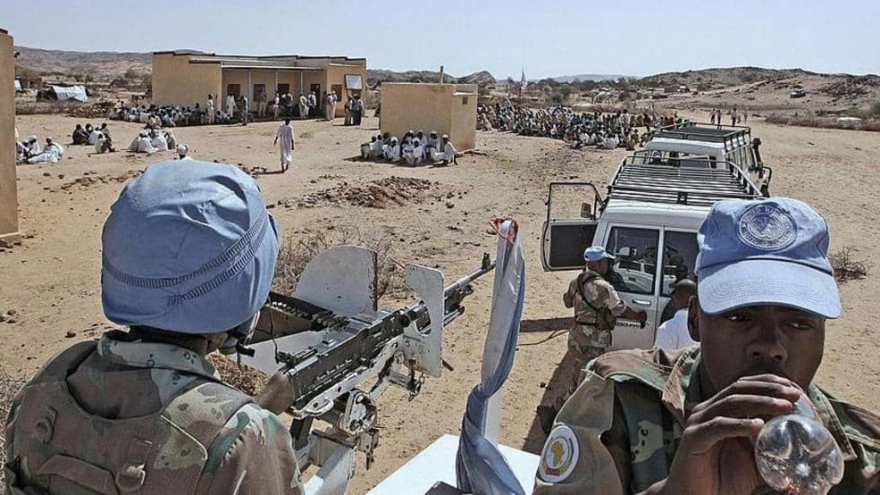 
        Sudan và Mỹ thỏa thuận ngày kết thúc các nhiệm vụ của “UNAMID“
                              