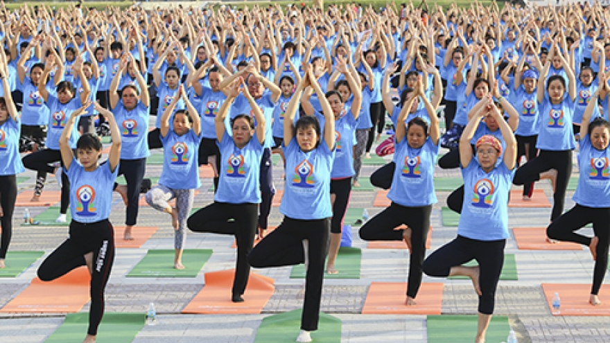 Ngày Quốc tế Yoga lần thứ 6 có chủ đề “Yoga tại nhà”