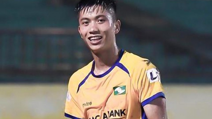 
        Phan Văn Đức khiêm tốn khi tỏa sáng giúp SLNA bay cao ở V-League 2020
                  
                              