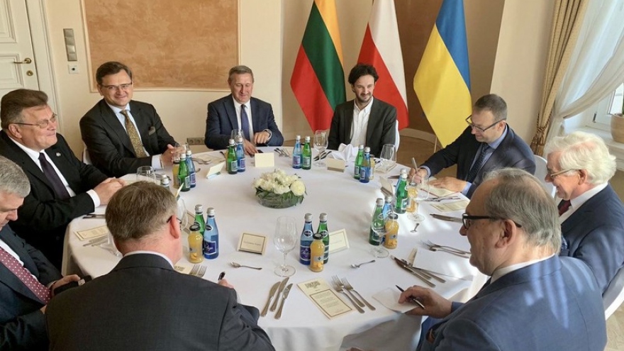 “Tam giác Lublin”: Tăng cường hợp tác khôi phục kinh tế hậu Covid-19