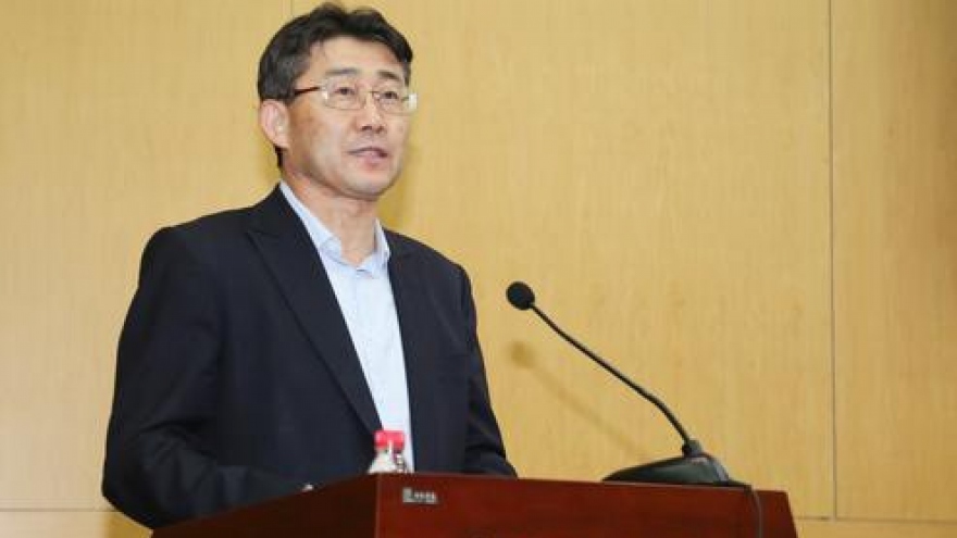 Giám đốc CDC Trung Quốc tiêm vaccine phòng Covid-19