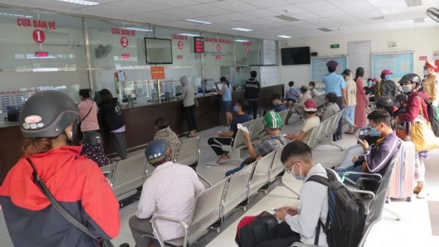 Đà Nẵng: Hỗ trợ hành khách đổi trả vé tàu