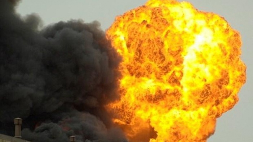 Nổ lớn gây hỏa hoạn nghiêm trọng tại cơ sở khí hóa lỏng ở Texas (Mỹ)