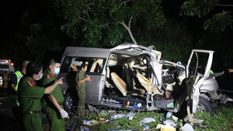 Phó Thủ tướng chỉ đạo điều tra vụ TNGT làm 8 người chết ở Bình Thuận
