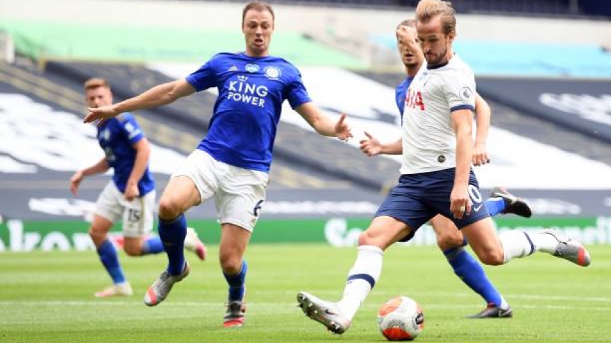 Leicester thảm bại trước Tottenham, MU hưởng lợi ở cuộc đua top 4