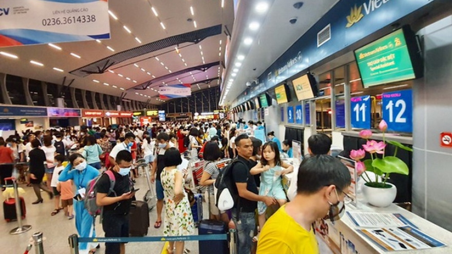 Gần 200 khách du lịch kẹt lại ở Đà Nẵng