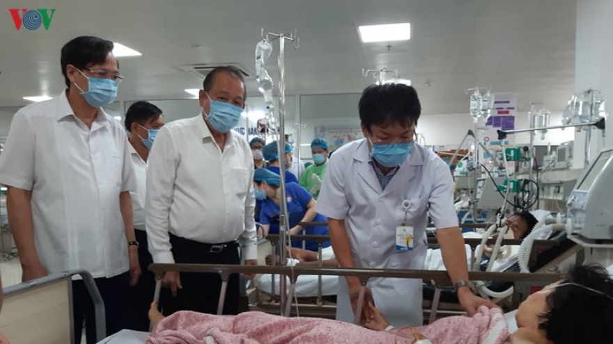 Phó Thủ tướng thăm các nạn nhân trong vụ tai nạn ở Quảng Bình