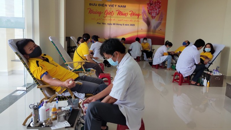 Không ngại Covid-19, cả ngàn người ở Phú Yên tham gia hiến máu