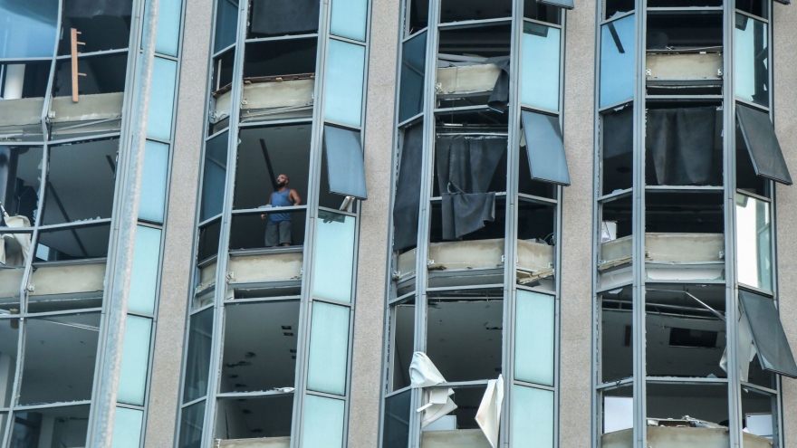 Hiện trường “như ngày tận thế” sau vụ nổ kinh hoàng ở Beirut, Lebanon