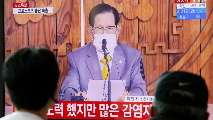 Hàn Quốc bắt giữ Giáo chủ Giáo phái Tân Thiên Địa