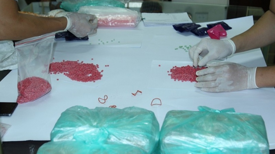 Lào Cai bắt 3 đối tượng vận chuyển hơn 80.000 viên ma túy tổng hợp