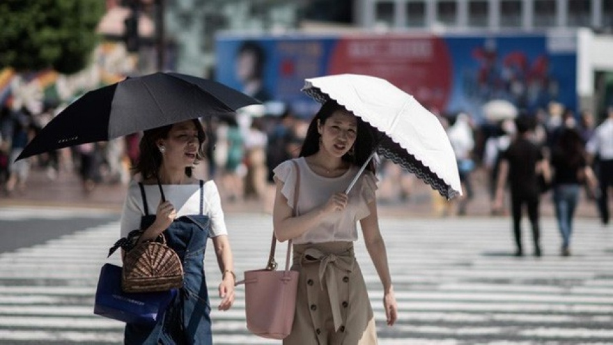 Nắng nóng kéo dài, hàng trăm người Nhật Bản tử vong do sốc nhiệt