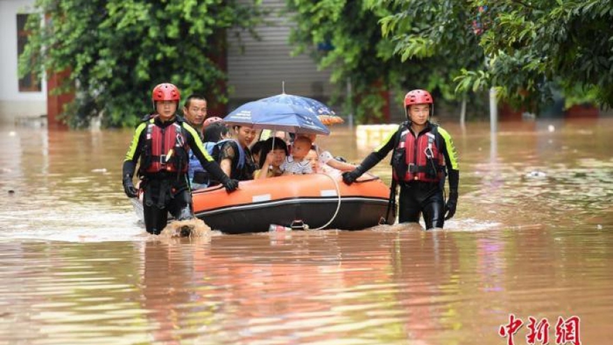 Trung Quốc chuẩn bị “đón” bão số 7