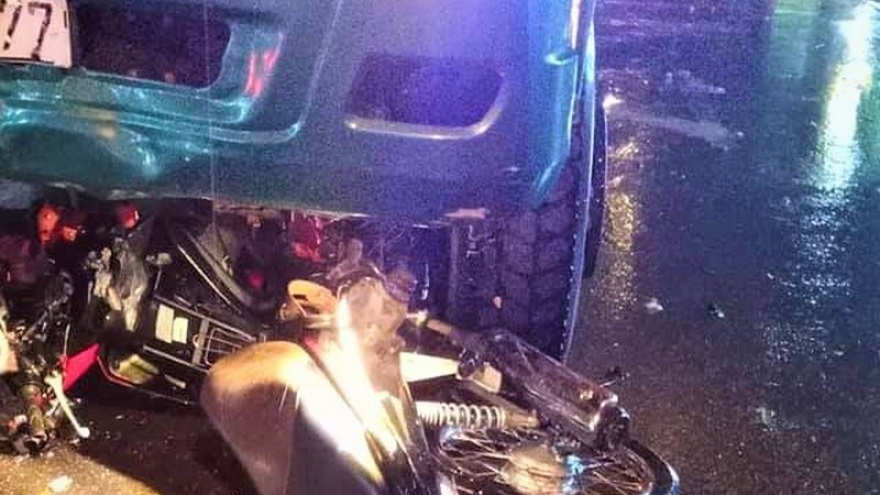 Một người tử vong sau va chạm với ô tô ở Yên Bái