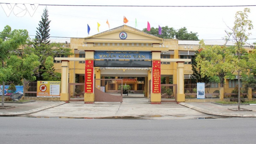 Các địa phương cách ly xã hội ở Quảng Nam tổ chức khai giảng trực tuyến