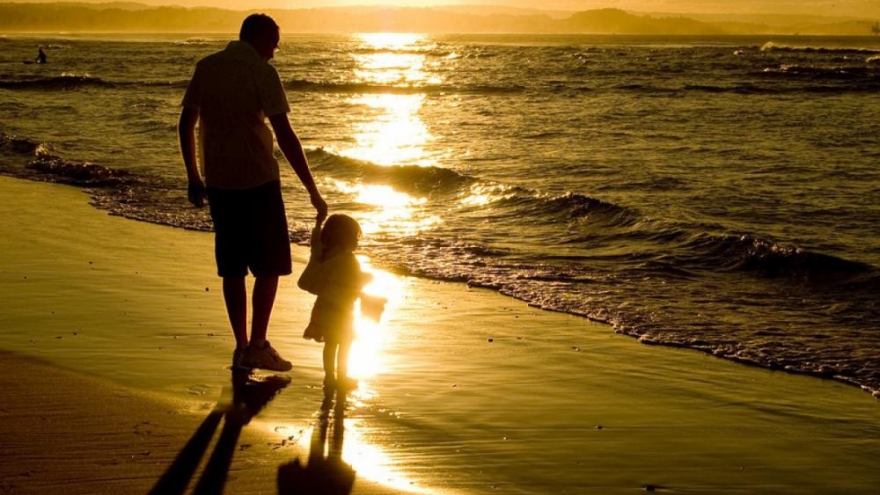10 bí quyết cho mối quan hệ giữa cha và con gái tốt đẹp
