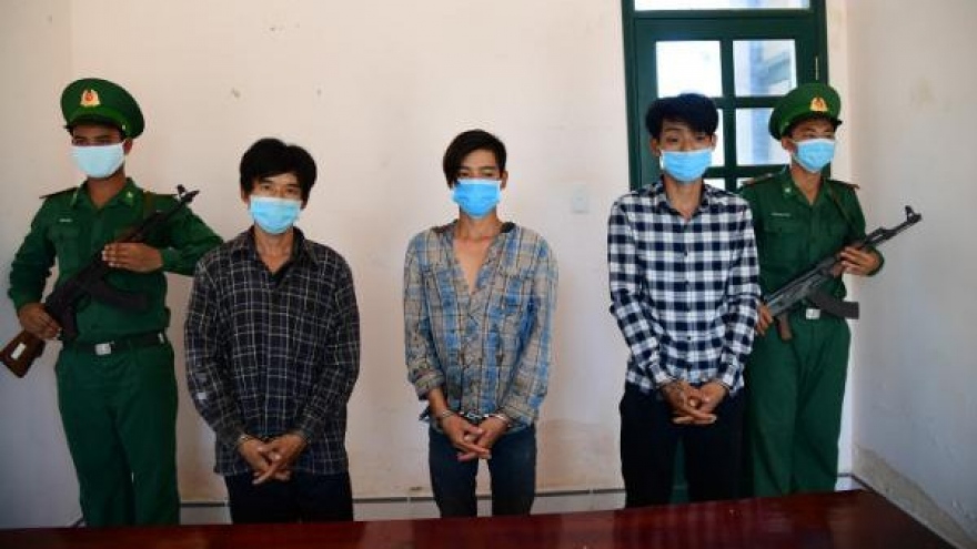 Triệt phá đường dây đưa người trái phép từ Campuchia vào Việt Nam