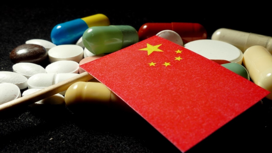 Cắt xuất khẩu dược phẩm sang Mỹ, Trung Quốc tự bắn vào chân mình?
