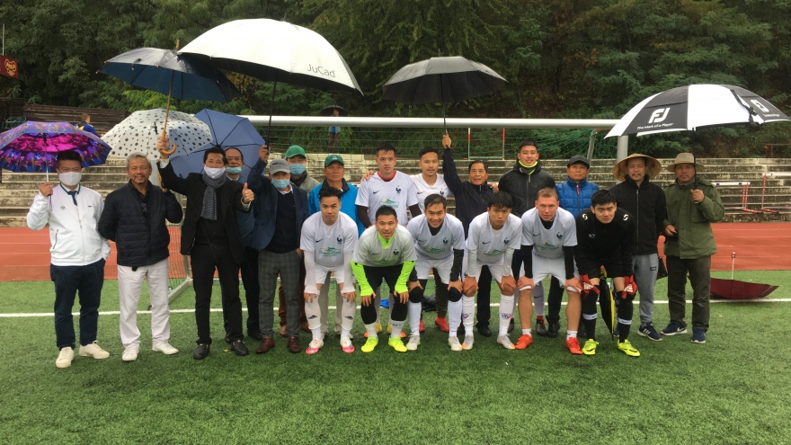Đội bóng cộng đồng người Việt giành hạng Ba tại Giải bóng đá Thượng viện Cezch 2020