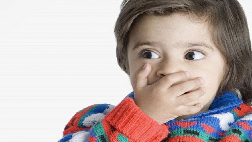 8 nguyên nhân khiến trẻ bị khô miệng và cách xử trí
