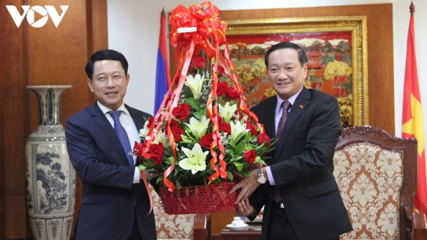 Lãnh đạo cấp cao của Lào chúc mừng Quốc khánh Việt Nam
