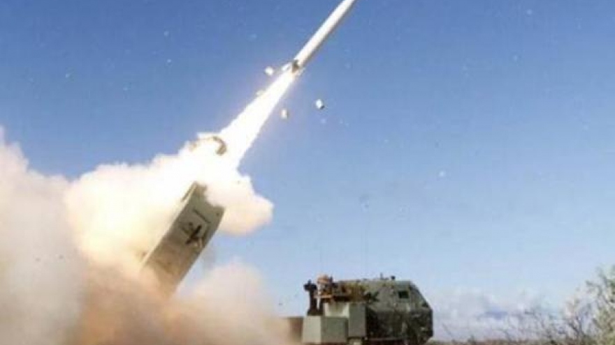 Video: Sức mạnh công phá của tên lửa chiến thuật mới PrSM do Mỹ chế tạo