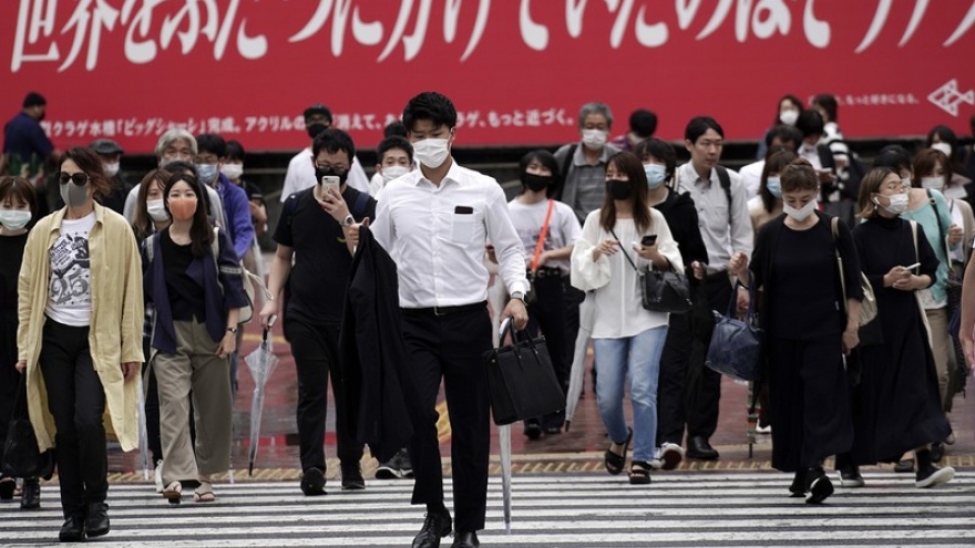 Nhật Bản cân nhắc đề xuất tiêm vaccine Covid-19 miễn phí cho toàn dân