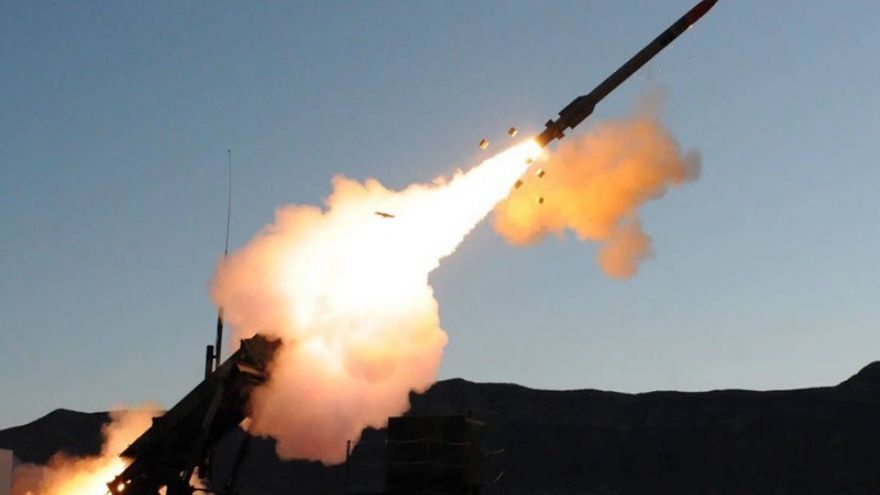Israel tấn công tên lửa nhằm vào thủ đô Syria, giết chết ít nhất 2 binh sĩ