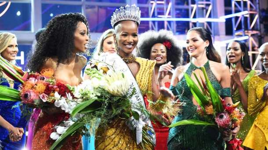 Ngắm nhan sắc người đẹp da màu đăng quang Hoa hậu Nam Phi 2020