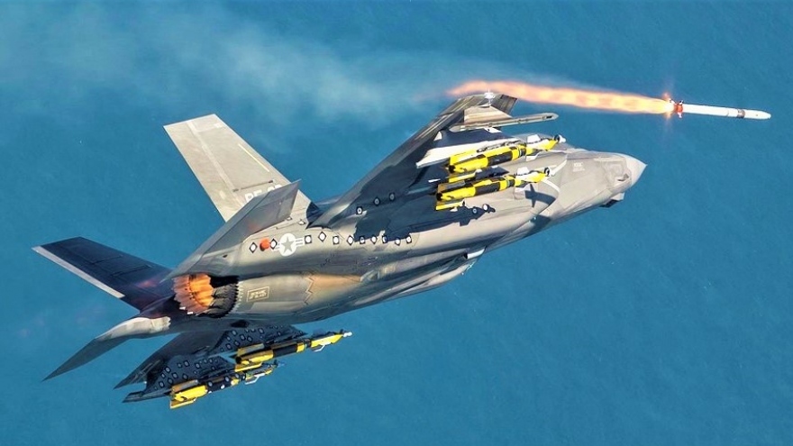 Đằng sau việc Mỹ lại hoãn sản xuất “siêu tiêm kích” thế hệ năm F-35