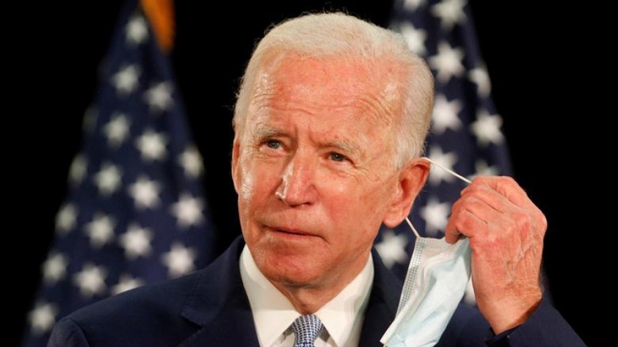 Ông Joe Biden xác nhận lùi thời gian tiến hành tranh luận trực tiếp