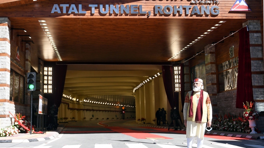 Ấn Độ khánh thành đường hầm dài nhất thế giới gần biên giới Trung Quốc