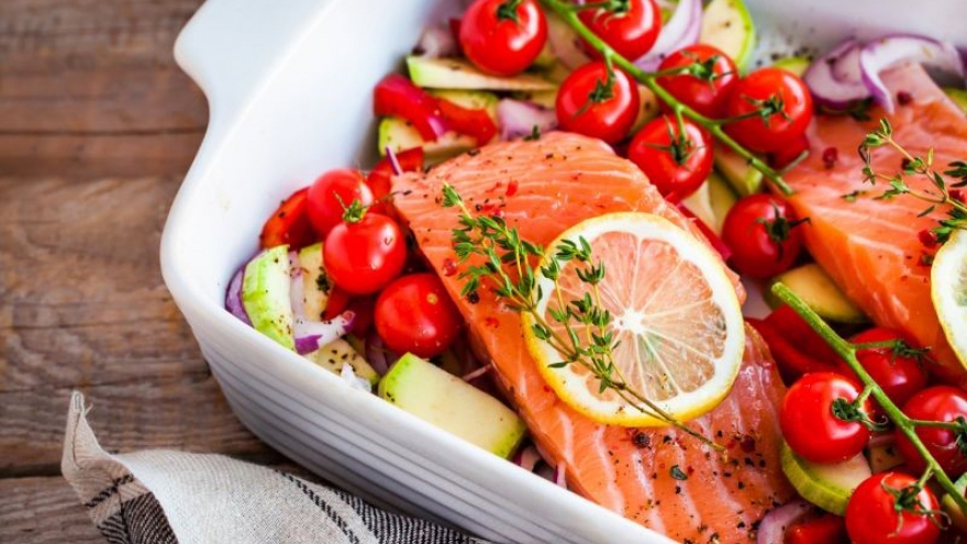 Chế độ ăn Địa Trung Hải giúp giảm cân, giảm mỡ bụng và bảo vệ tim mạch