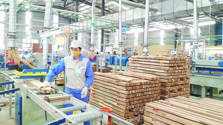 Chữa “bệnh” gian lận thương mại để ngành gỗ Việt sống khỏe