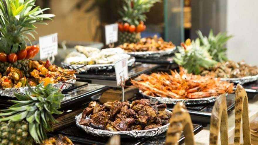 10 bí mật về bữa ăn buffet mà nhân viên nhà hàng không muốn thực khách biết tới