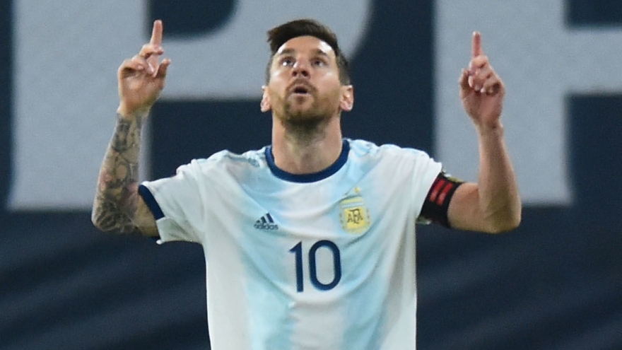 Messi tỏa sáng, Argentina ra quân thuận lợi ở vòng loại World Cup 2022
