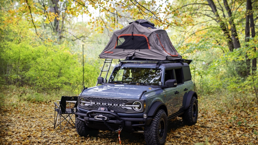Ngắm Ford Bronco với gói nâng cấp cho người thích cắm trại