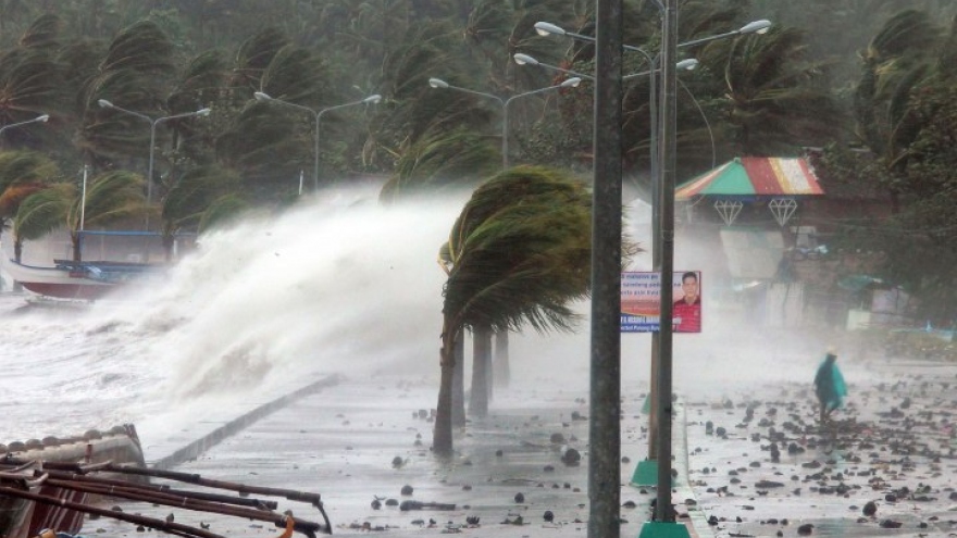 Philippines bão nối bão, Châu Á thiệt hại nặng nề vì thiên tai