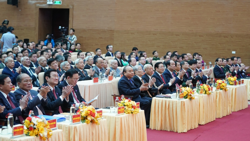 Thủ tướng dự Đại hội Đảng bộ Nghệ An lần thứ XIX