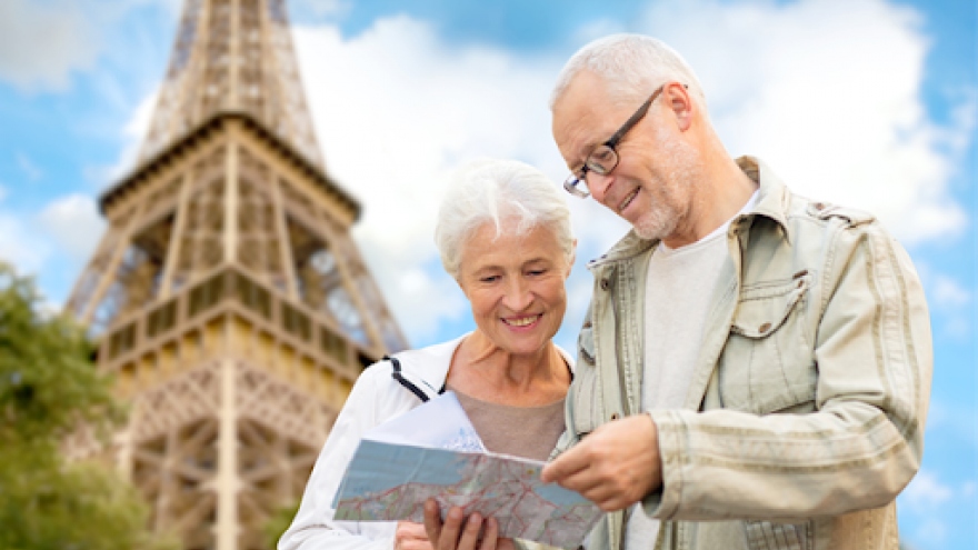 Những lưu ý du lịch cho người cao tuổi