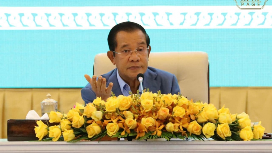 Thủ tướng Hun Sen xác nhận Covid-19 đã lây nhiễm ra cộng đồng nước này