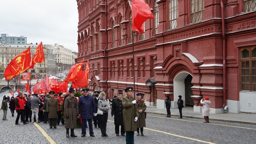 Kỷ niệm 103 năm Cách mạng Tháng Mười Nga