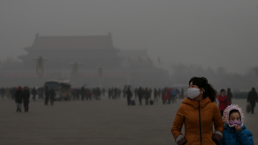 Trung Quốc ban hành cảnh báo vàng về ô nhiễm không khí tại Bắc Kinh