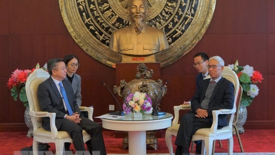 Tăng cường hợp tác giữa các địa phương Việt Nam với Trùng Khánh và Tứ Xuyên (Trung Quốc)
