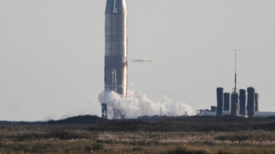 Video: Nguyên mẫu tàu vũ trụ Starship SN8 của SpaceX phát nổ khi hạ cánh