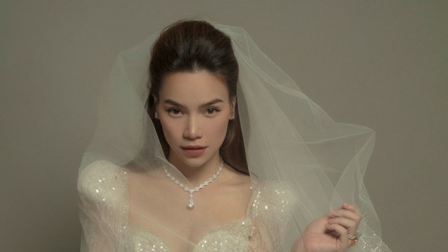 Chuyện showbiz: Hồ Ngọc Hà mặc váy cưới lộng lẫy, nhan sắc ngày càng "lên hương"