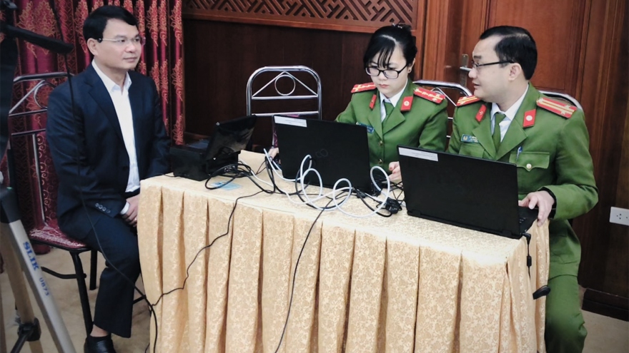 Thí điểm cấp Căn cước công dân cho lãnh đạo tỉnh Lào Cai