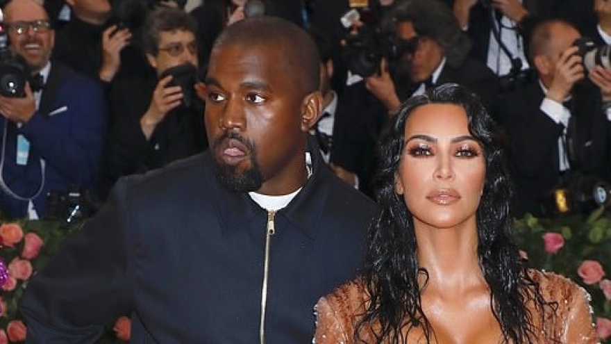 Vợ chồng Kim Kardashian - Kanye West không còn sống chung nhà